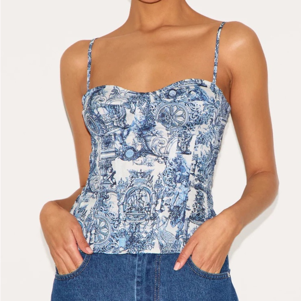Prettly Little Thing Blue Renaissance Print Structured Corset Top